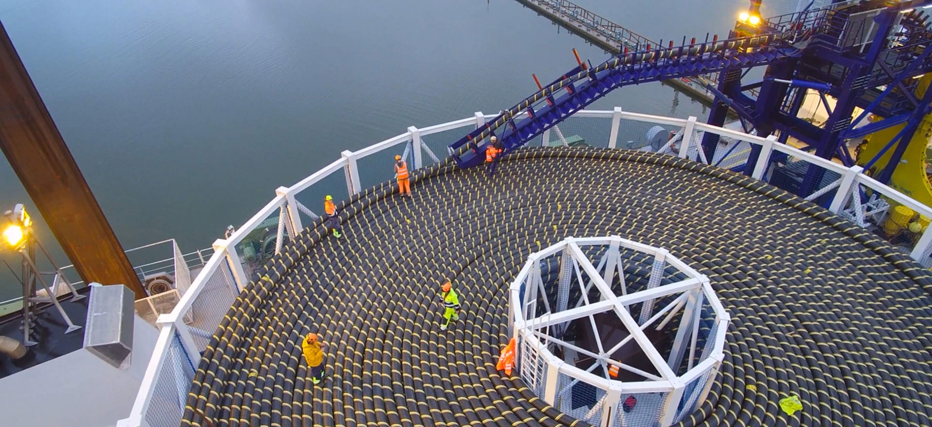 Comp2 Offshore Combifloat enters the offshore cable market - Combifloat