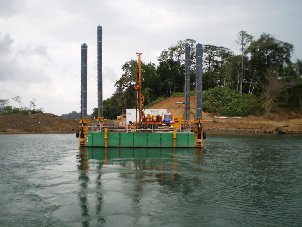 C5 side mounted spudwell jack up barge for geotechnical works
