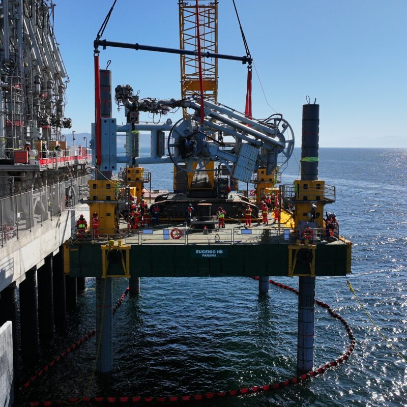 c7 Modular jack up barge combifloat lng loading arm